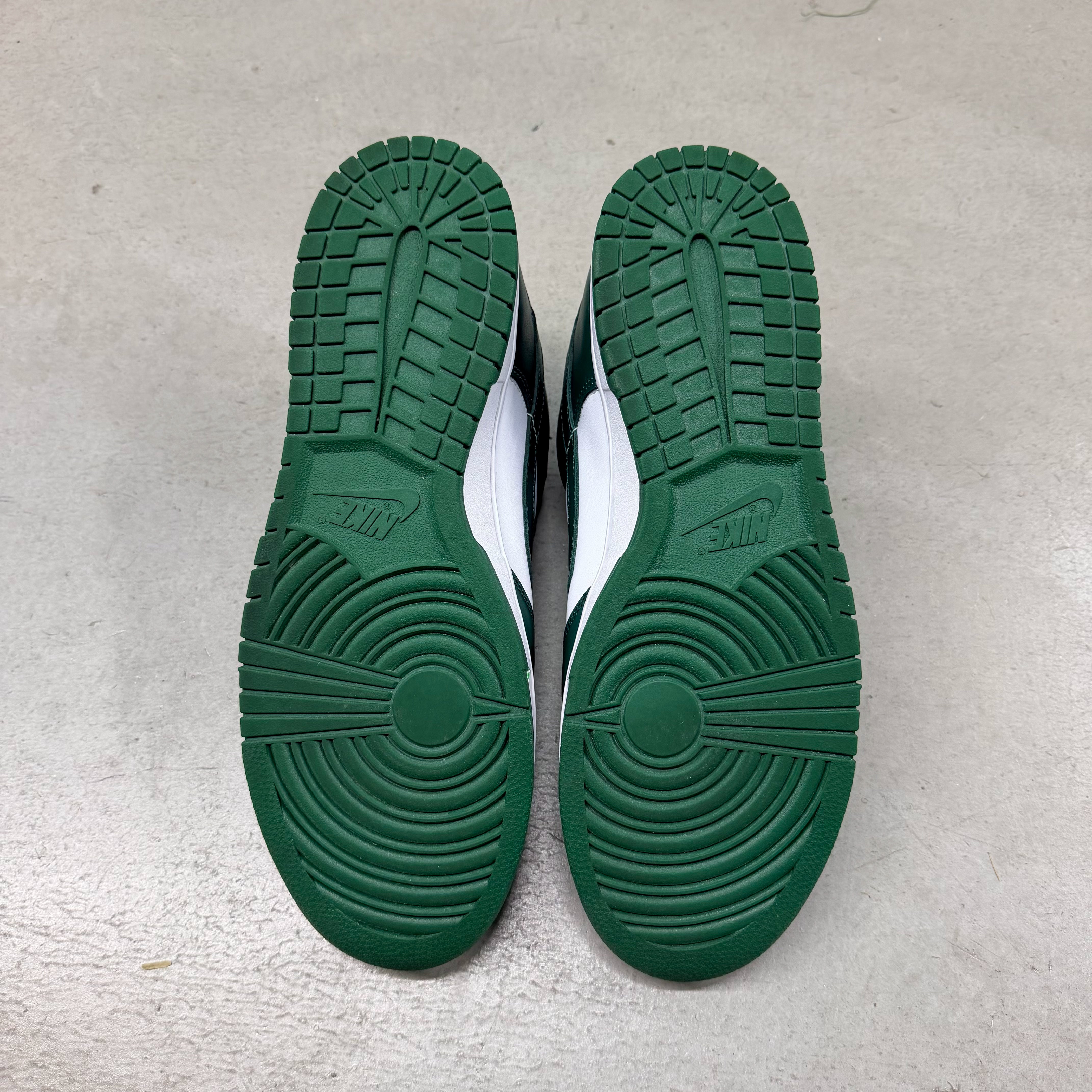 NIKE DUNK LOW ‘MICHIGAN STATE’ SIZE 13