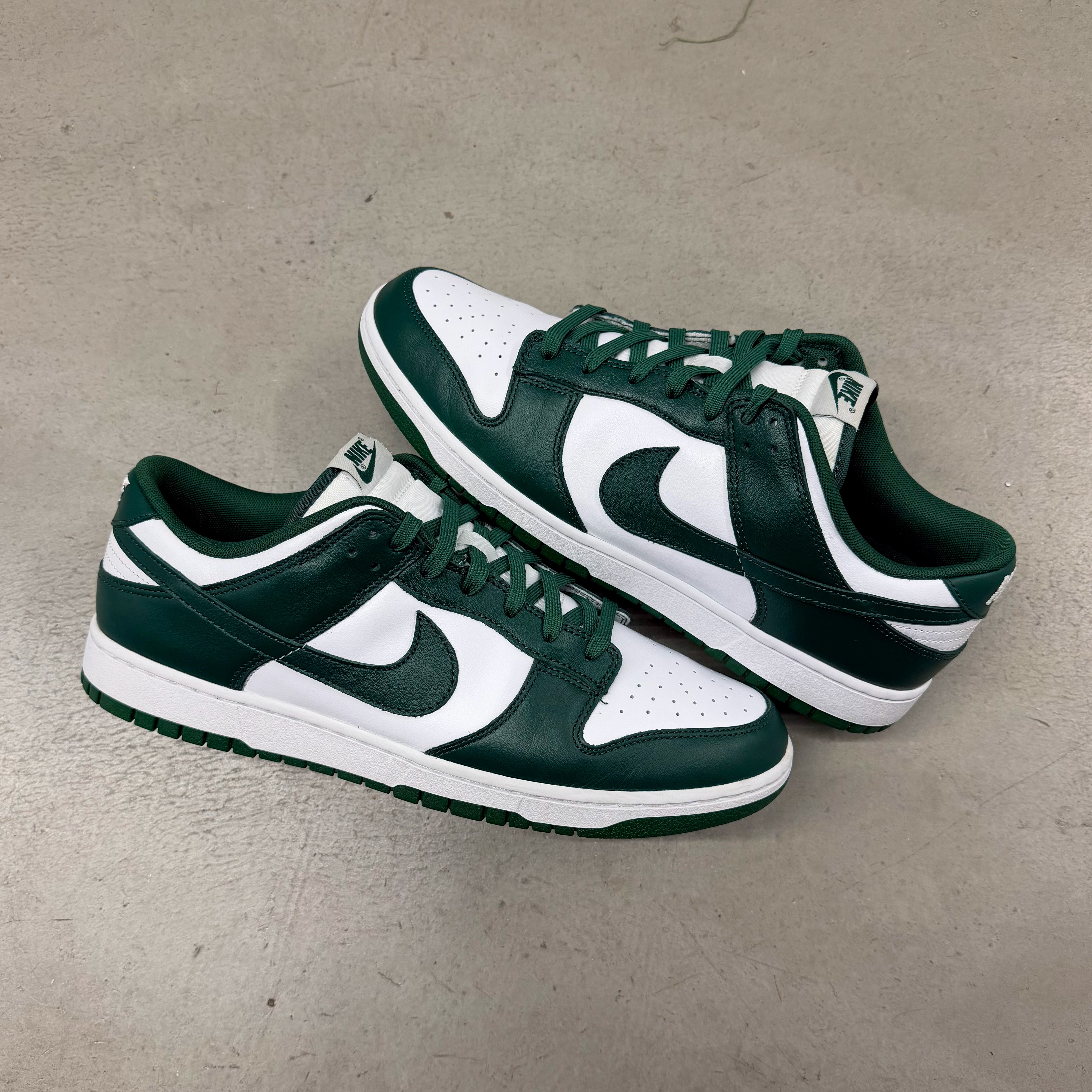 NIKE DUNK LOW ‘MICHIGAN STATE’ SIZE 13