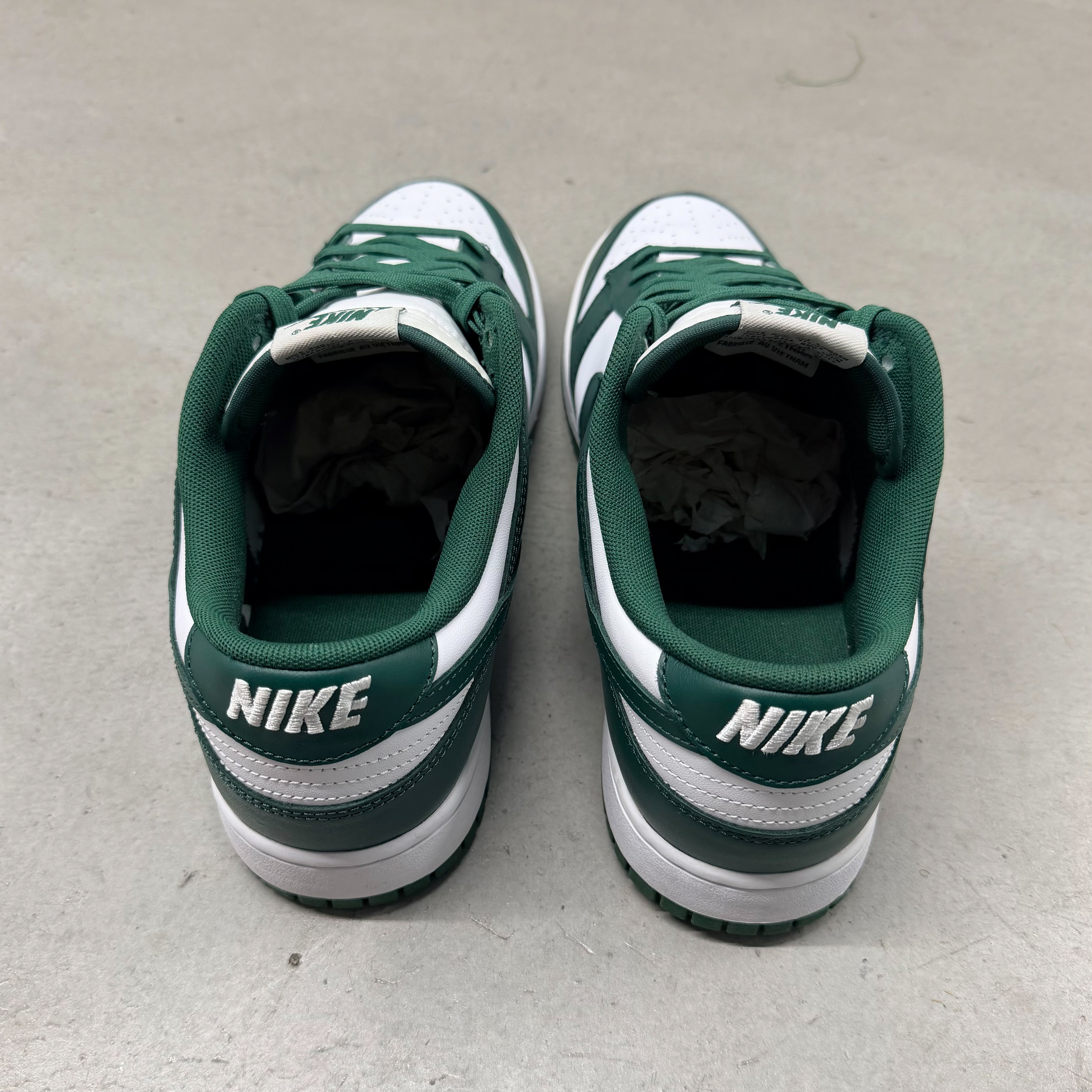 NIKE DUNK LOW ‘MICHIGAN STATE’ SIZE 13