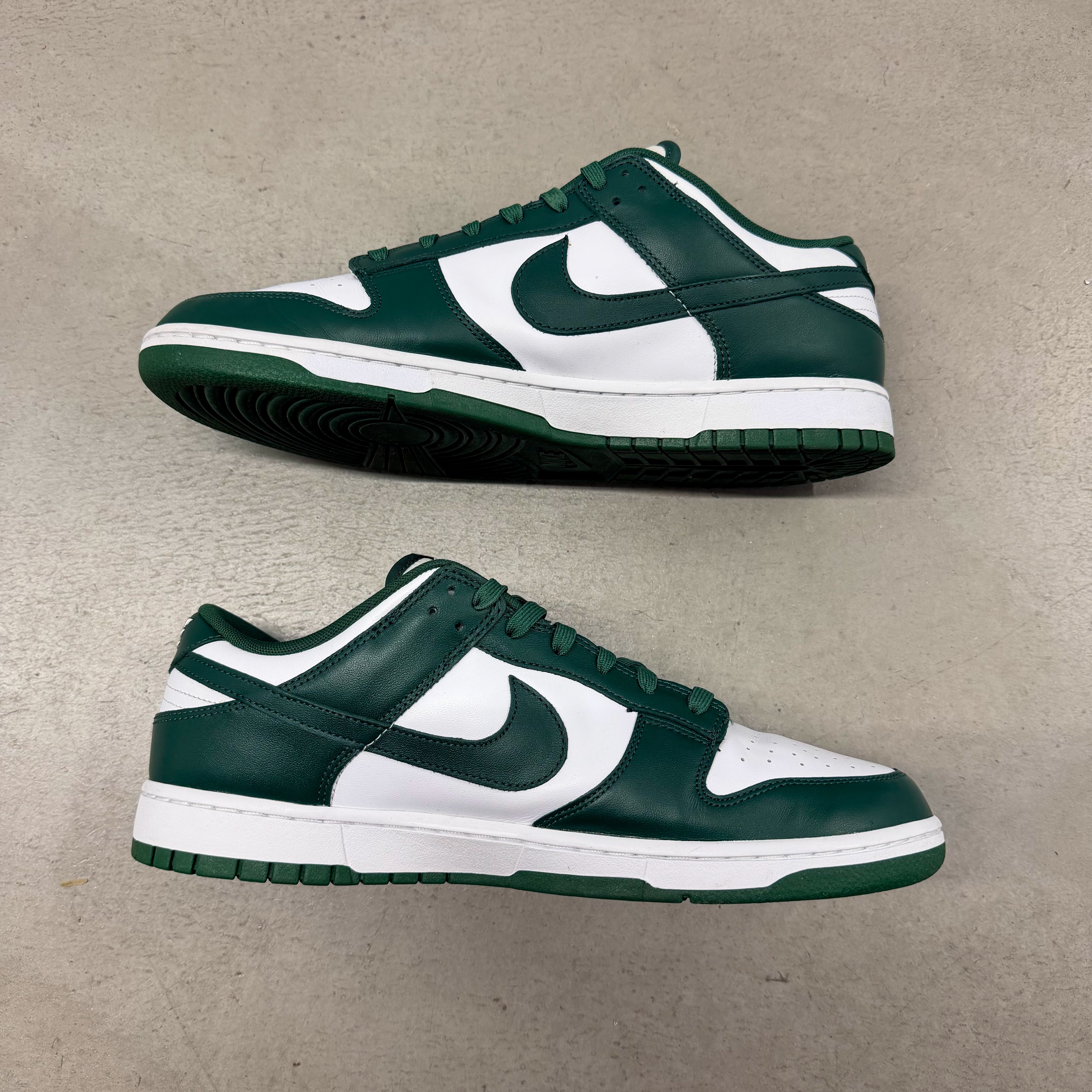 NIKE DUNK LOW ‘MICHIGAN STATE’ SIZE 13