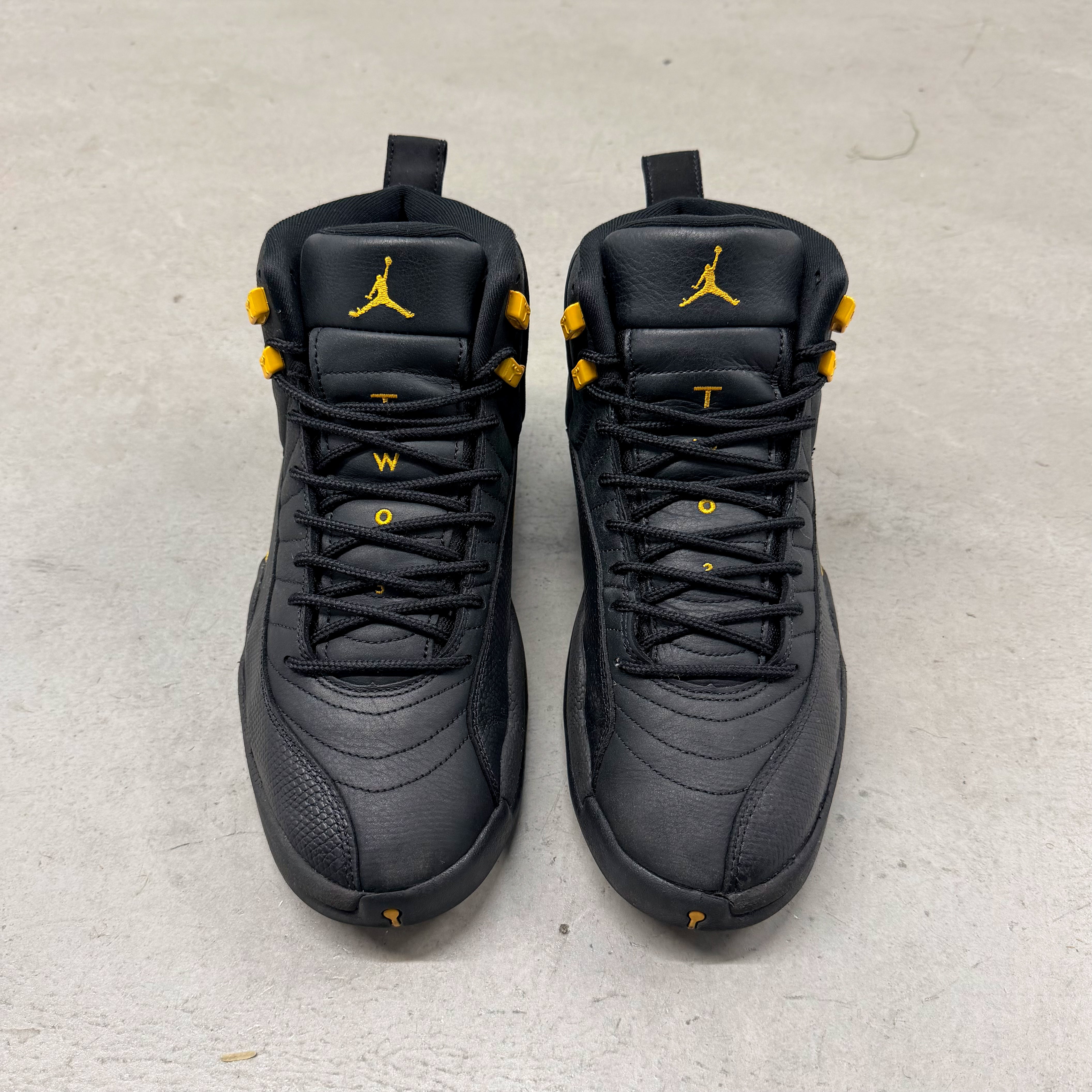 AIR JORDAN 12 ‘BLACK TAXI’ SIZE 10