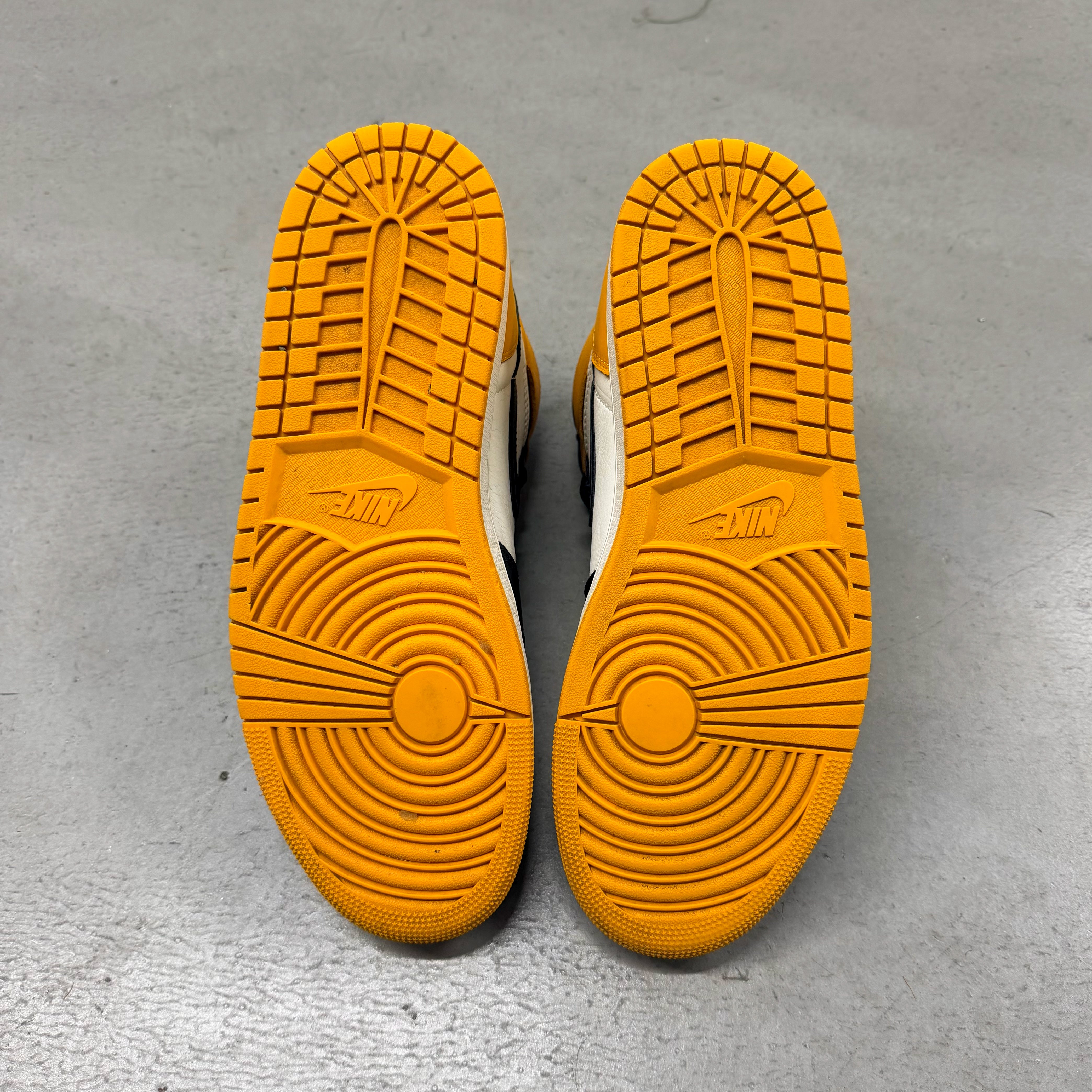 AIR JORDAN 1 HIGH ‘TAXI’ SIZE 10.5